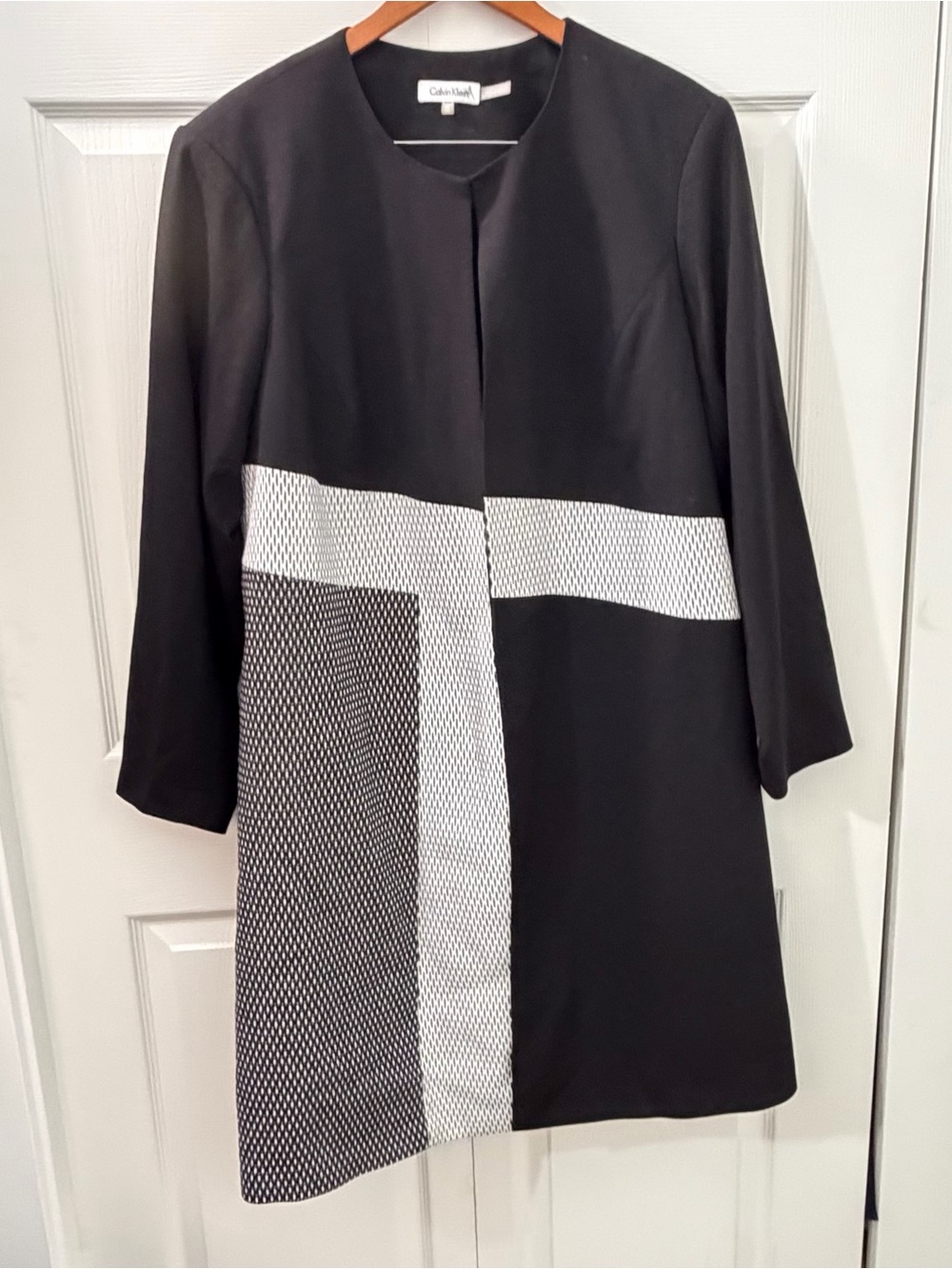 Calvin Klein Women’s Plus Size 20W Black White Colorblock Longline Jacket Coat